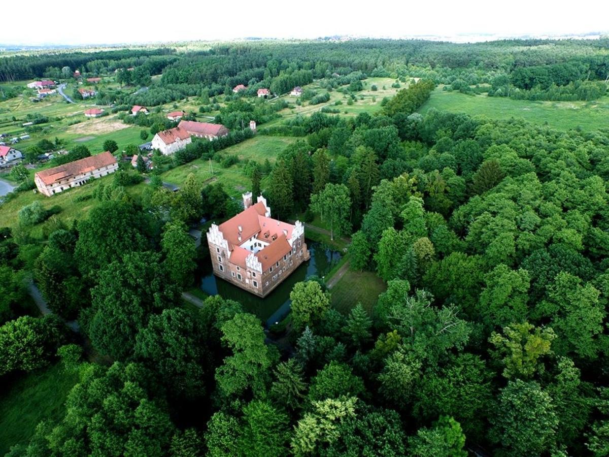 Bed and Breakfast Zamek Na Wodzie W Wojnowicach à Wojnowice  Extérieur photo